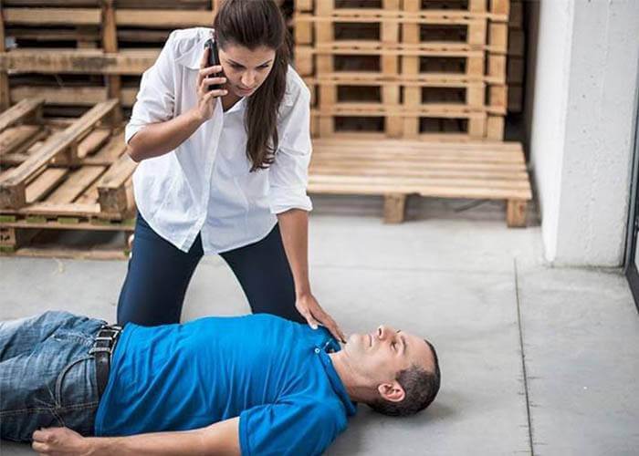 como actuar ante una persona inconsciente